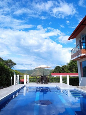 Casa Quinta con Piscina Privada en Apulo